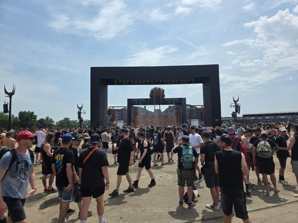 Murs d'Eau et Décors au Hellfest 2025